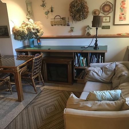 Bed and Breakfast Holly Lane Gardens Bainbridge Island Екстер'єр фото